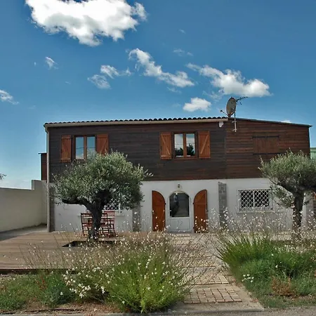 Le Cap D'agde Sleeps 9 Agde